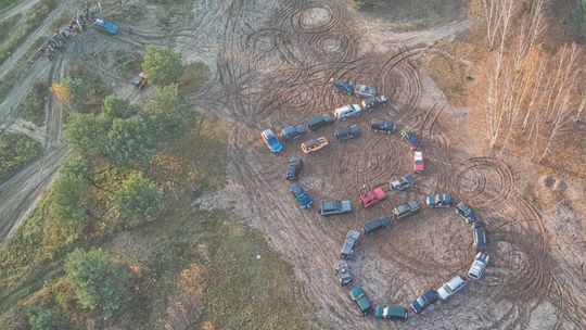 "100 dla niepodległej" od  Team 4x4 Radom