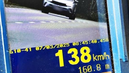 138 km/h w zabudowanym