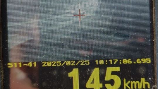 145 km/h w zabudowanym