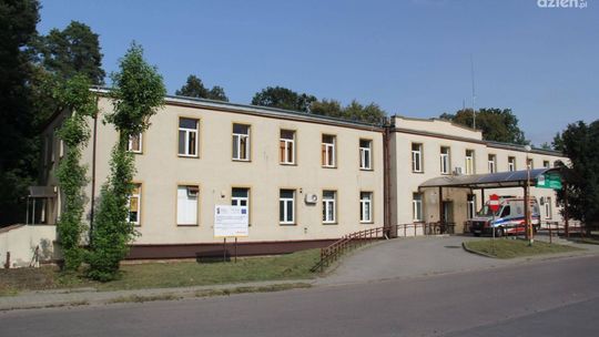 15 osób z koronawirusem w szpitalu w Pionkach