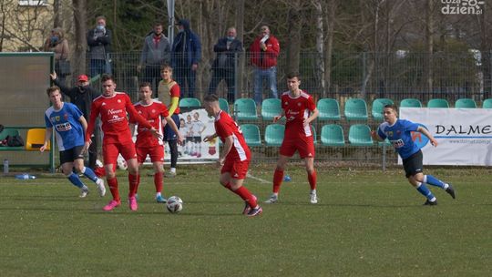 19. kolejka IV ligi: ważne zwycięstwo Pilicy, remis Radomiaka II