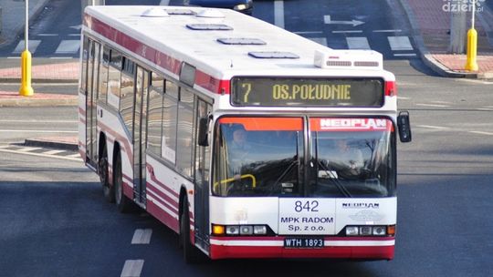 2 maja autobusy jak w soboty. Urzędy nieczynne