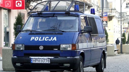 25-latek odpowie za włamanie do mieszkania