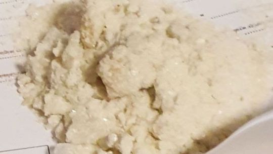 30-latka i 54-latek z psychotropami i amfetaminą