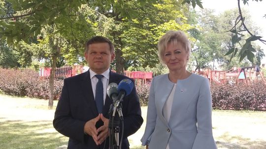 300 zł na „Dobry start”, czyli wyprawkę szkolną 