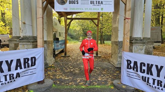 321 kilometrów w 48 godzin! Kapitalny wynik Wincentego Korczaka ze stowarzyszenia "Biegiem Radom!". Przebiegł 321 kilometrów!