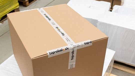 4 sposoby jak zaklejać kartony taśmą klejącą