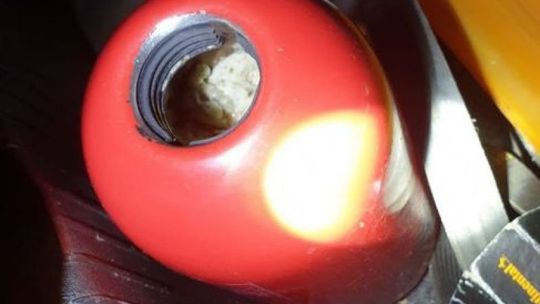 45-latek przetrzymywał amfetaminę w gaśnicy 