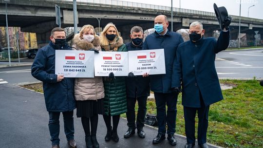 46 mln zł w ramach RFIL. PiS: To ogromny sukces naszej drużyny 