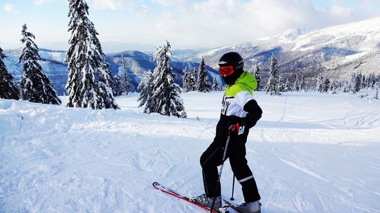 5 powodów, dla których warto wybrać gogle narciarskie Oakley