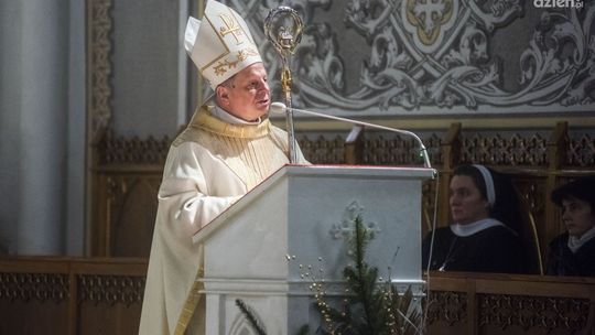 50-lecie kapłaństwa bp. Tomasika i bp. Odzimka. Transmisja mszy [LIVE]