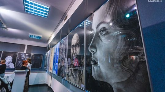 647 autoportretów. IX Biennale Autoportretu