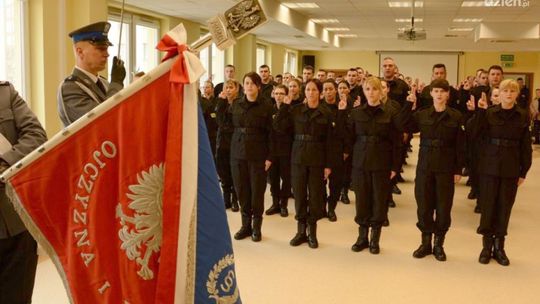 70 policjantów złożyło ślubowanie