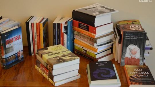 90 książek zgłoszonych do Nagrody Gombrowicza