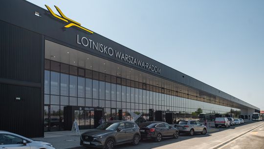 Lotnisko Warszawa–Radom z ponad 50 tysiącami pasażerów