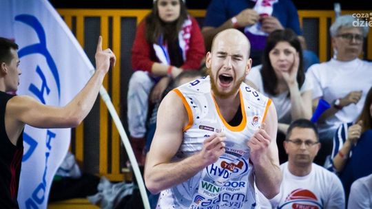 Adrian Bogucki w najlepszej piątce trzeciej kolejki Energa Basket Ligi