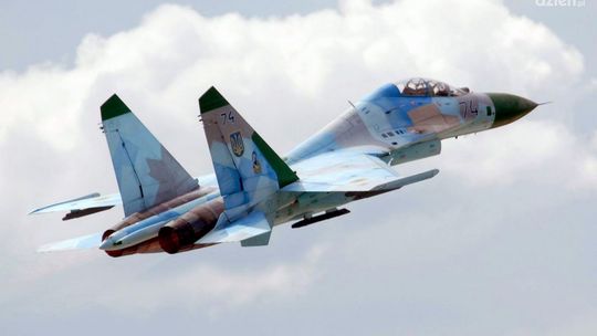 Air Show 2013: Ił - 76 i zabójca MiG-ów, czyli Su - 27