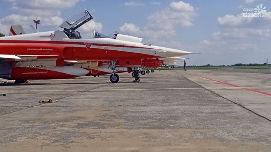 Air Show 2023. Patrouille Suisse już w Radomiu [wideo]