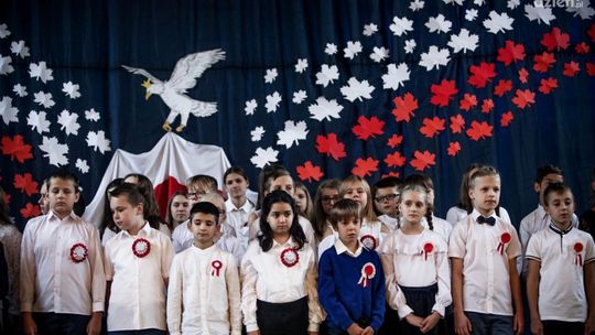 Akademia z okazji Święta Niepodległości w PSP 13 (zdjęcia)