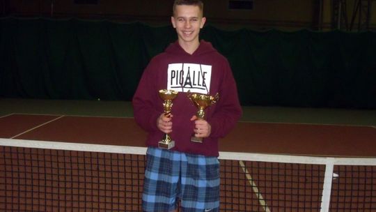 Aleksander Sadal najlepszy w deblu, drugi w singlu