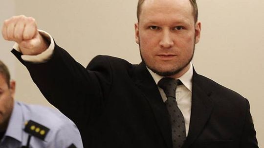 ANDRES BREIVIK OGŁASZA STRAJK GŁODOWY