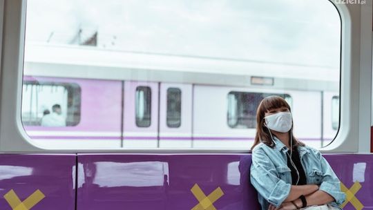 Antysmogowe filtry do masek na bazie węgla aktywnego – jak działają?