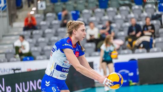 Atakująca Małgorzata Jasek żegna się z Moya Radomką Lotniskiem Radom