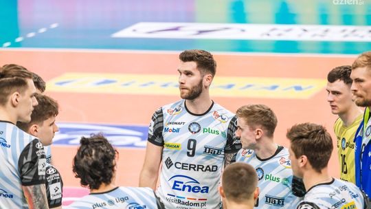 Atakujący żegna się z Czarnymi. Daniel Gąsior po trzech latach odchodzi z klubu