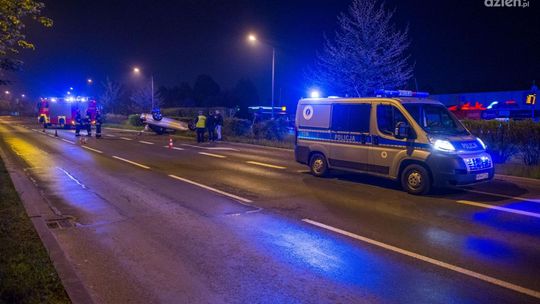 Auto dachowało na Chrobrego