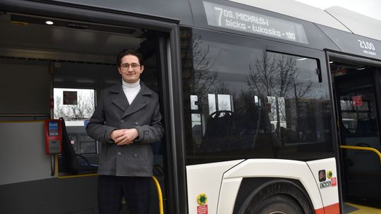 Autobusem do rady miejskiej