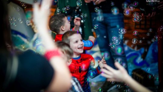 Bal karnawałowy "W krainie bajek"(zdjęcia)