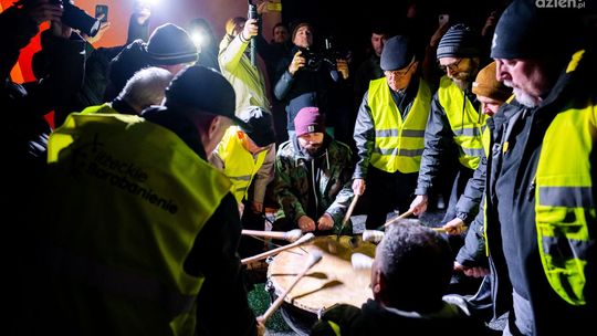Barabanienie w Iłży. Tradycja wróciła na ulice miasta 