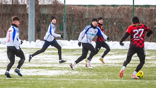 Bartłomiej Nowak i Adrian Grudzień poza trzecioligową Bronią Radom