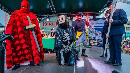 Barwne pożegnanie karnawału. Za nami "Ścięcie Śmierci" w Jedlińsku 