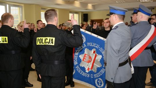 Będą przyjęcia do policji. A na razie ślubowanie