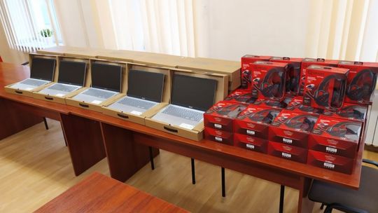 Będzie nowoczesne oprogramowanie i sprzęt w szkołach