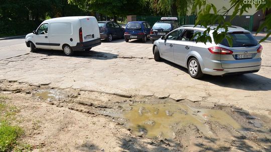 Bedzie nowy parking przed podstawówką na Miłej!