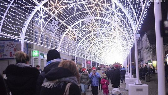 Będzie tunel świetlny. Miasto ograniczy inne świąteczne ozdoby
