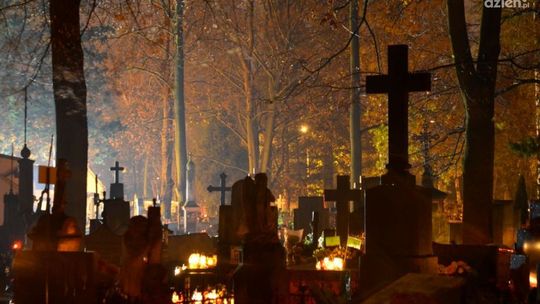 Będzie zwrot pieniędzy za miejsca wynajęte pod cmentarzami
