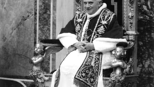 Benedykt XVI nie żyje. Papież senior miał 95 lat