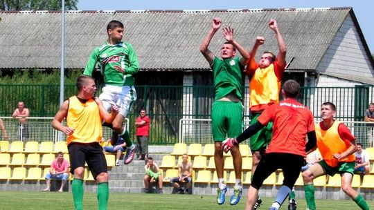 Beniaminek III ligi ogrywa Radomiaka w sparingowym meczu