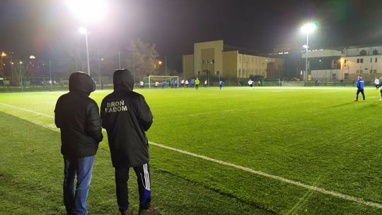 Bez bramek w mroźnym sparingu piłkarzy Broni i Granatu