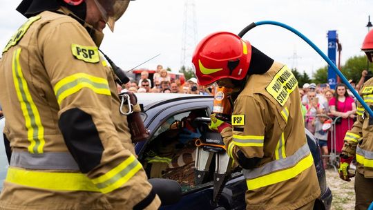 Bezpieczne wakacje ze strażakami