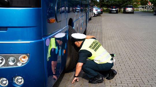 „Nie będzie tolerancji dla partyzantki na drogach”. Ruszyły kontrole autokarów