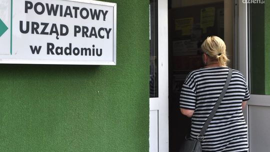 Bezrobocie ciągle spada