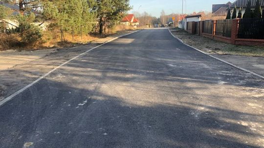 Białobrzegi. Budowa ul. Broniewskiego zakończona