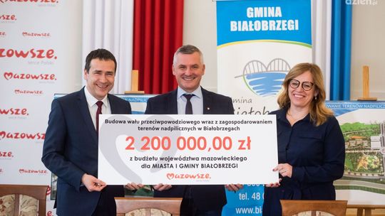 Białobrzegi. Zagospodarują tereny nadpiliczne