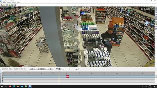 Białobrzescy policjanci poszukują złodzieja