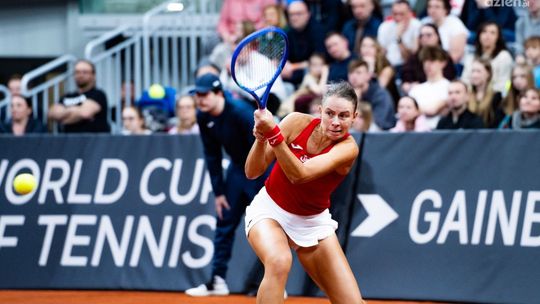 BJK Cup: Magda Linette wygrała 2:0, Polska zwyciężyła ze Szwajcarkami!