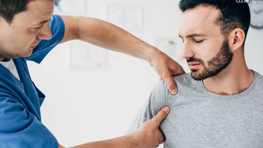 Ból barku – kiedy udać się do specjalisty?